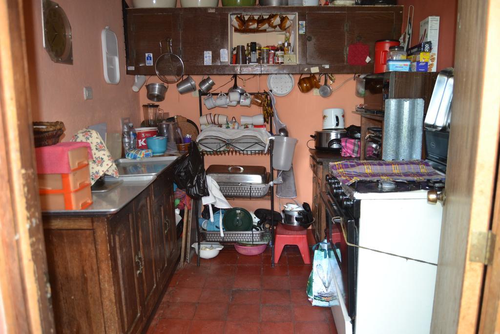 Hostal Morenos Антигуа-Гватемала Экстерьер фото